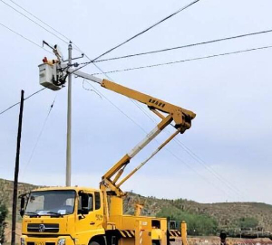 帶電作業(yè)車(chē)出租